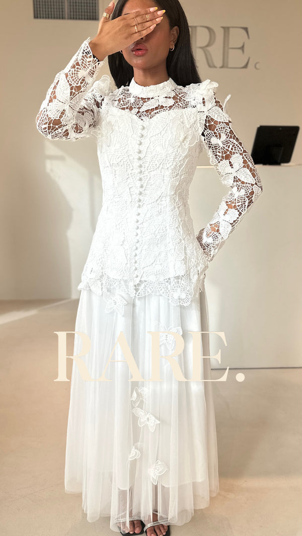 BUTTERFLY SKIRT SUIT بدلة