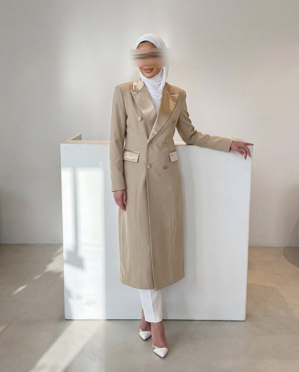 TAILORED DOUBLE BREASTED COAT كوت