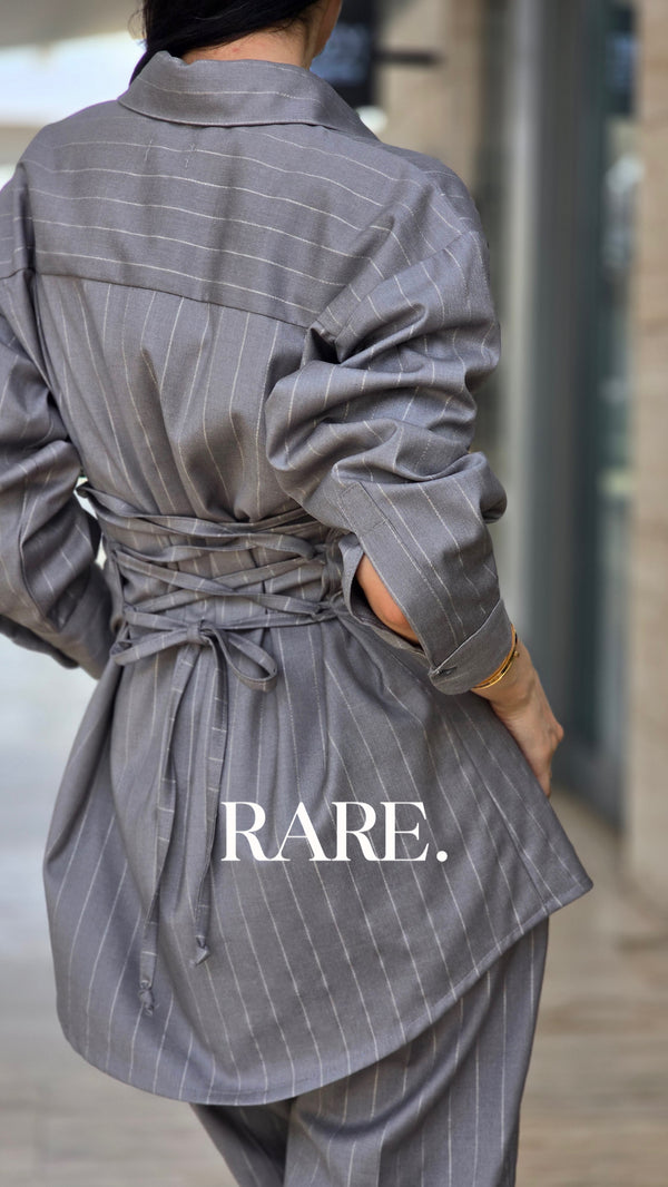 BACK BELTED LINES SET