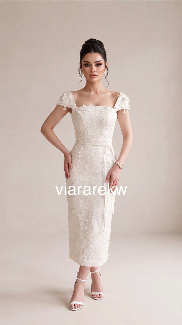 FLOWERY DRESS فستان