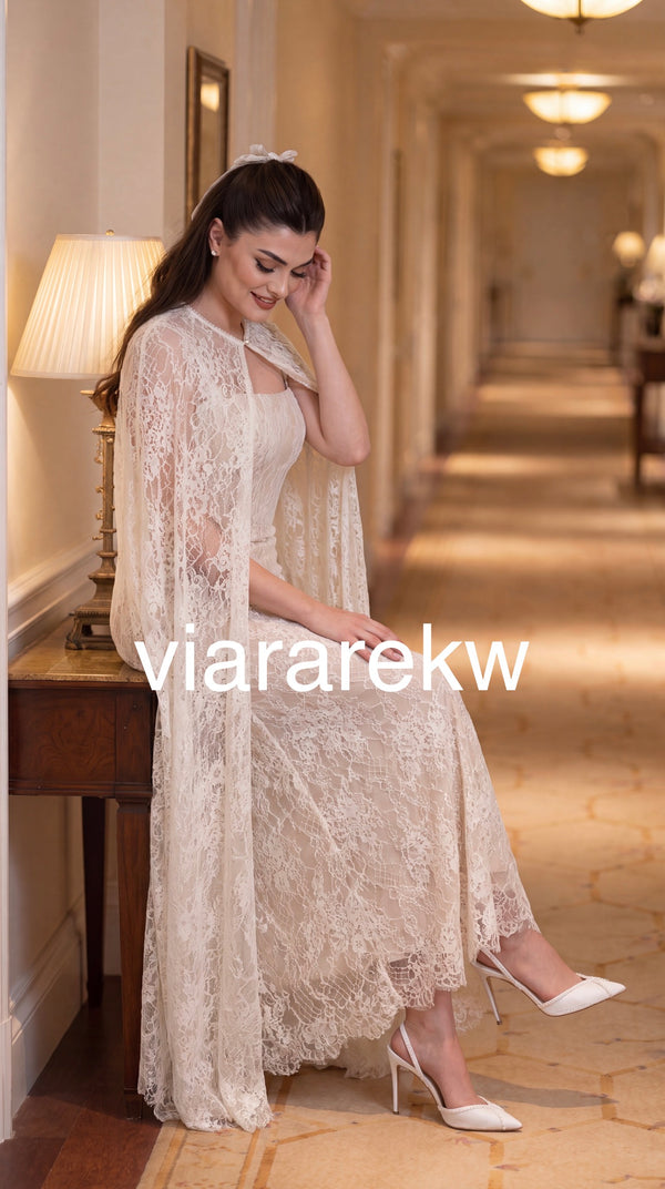 STATEMENT CAPE DRESS فستان