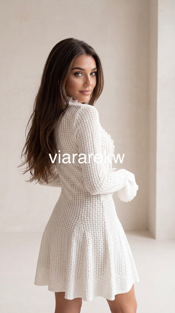WHITE BLOSSOM