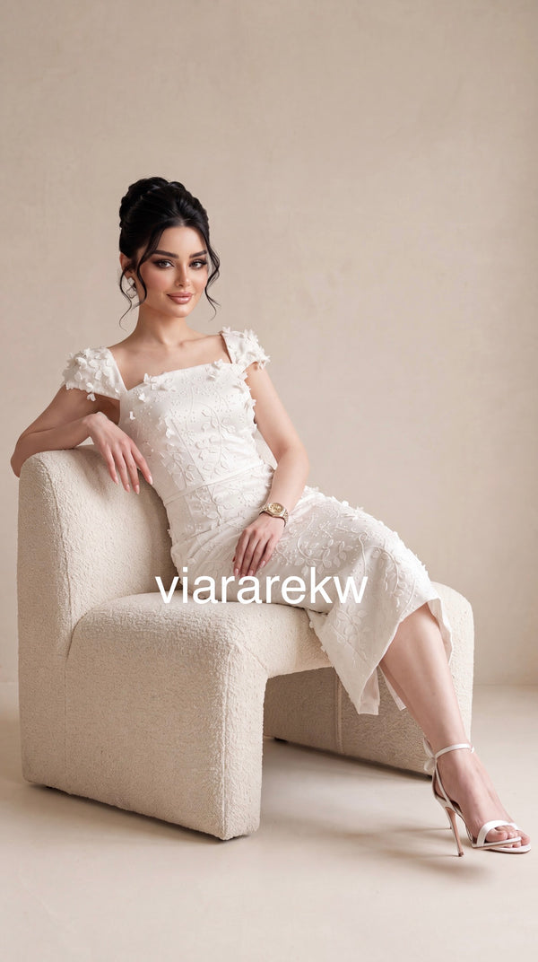 FLOWERY DRESS فستان