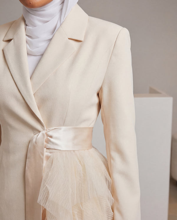 TIMELESS TULLE BLAZER بليزر