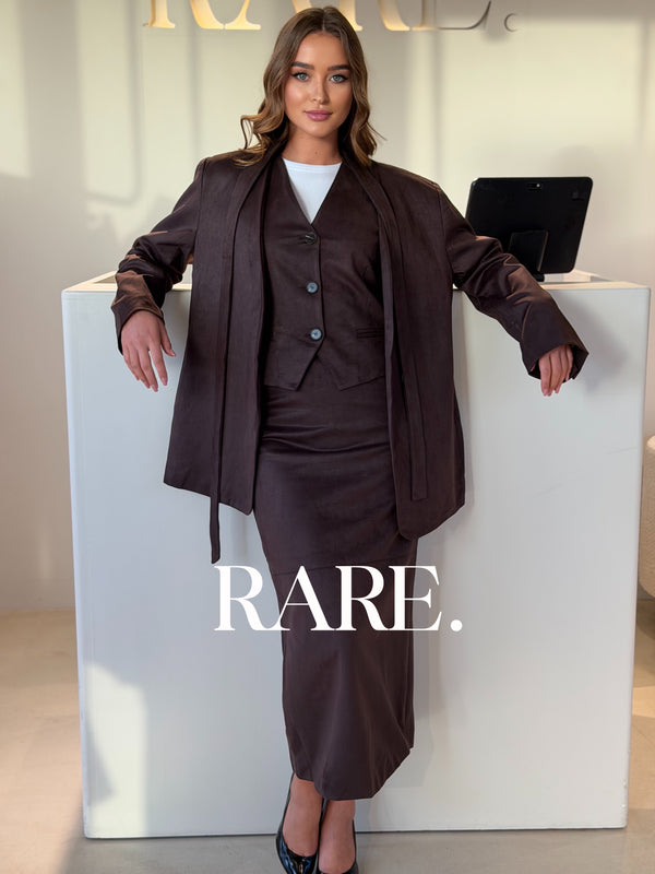 CLASSIC 3PIECE ELEGANCE