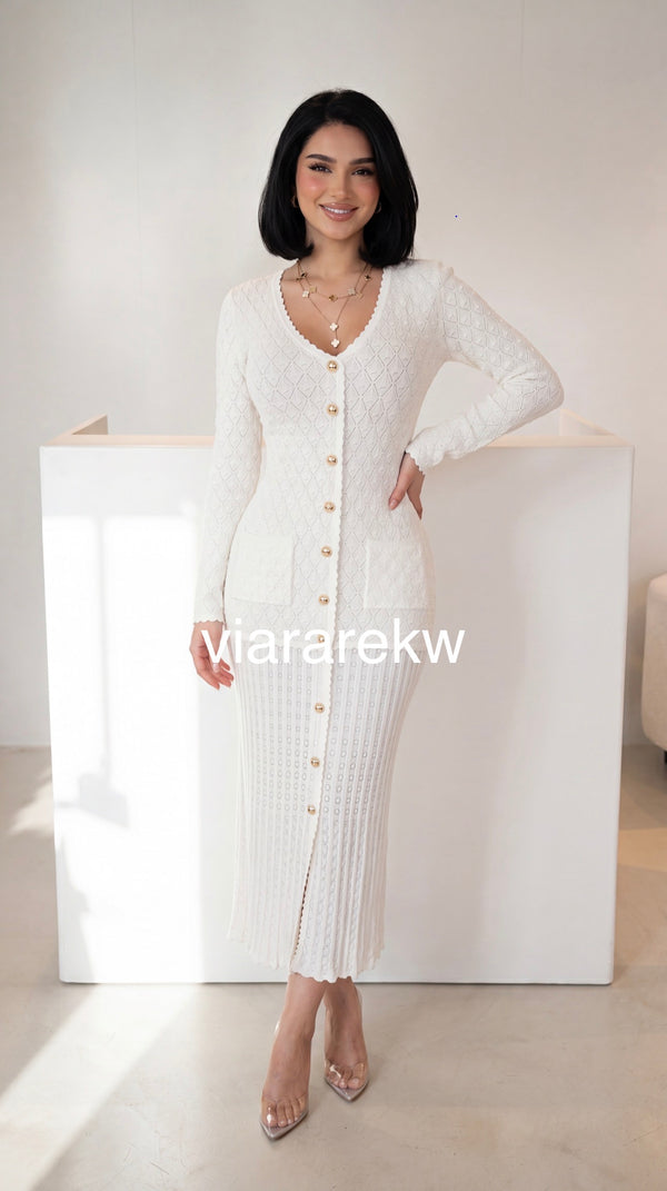 KNITTED DRESS