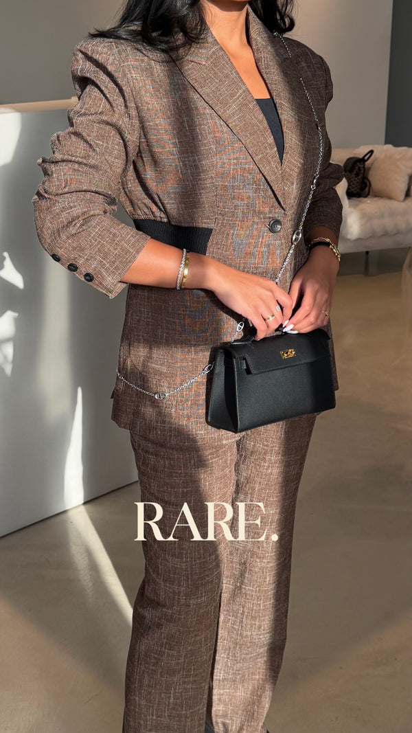 SUIT WITH BLACK LINE