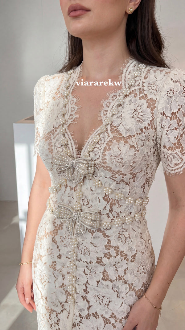 LACE & PEARL