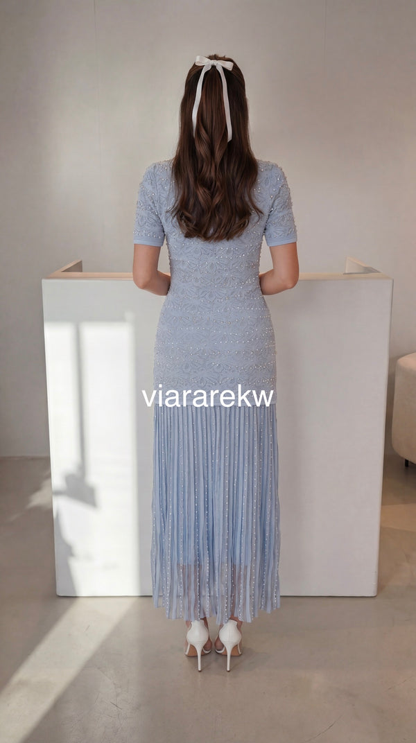 PURE ELEGANCE