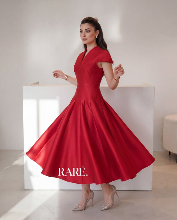 FIT AND FLARE MIDI DRESS فستان