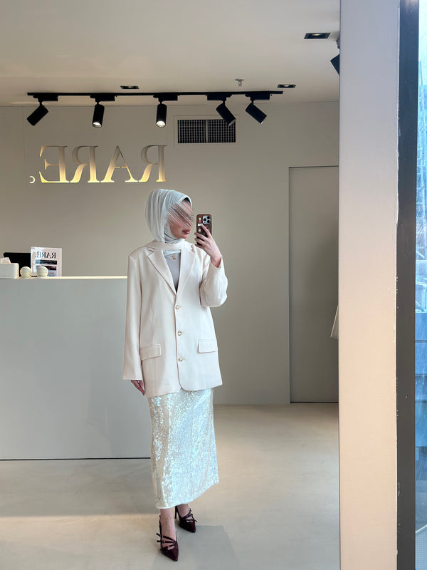 LOOSE BLAZER W/SEQUINS SKIRT SUIT