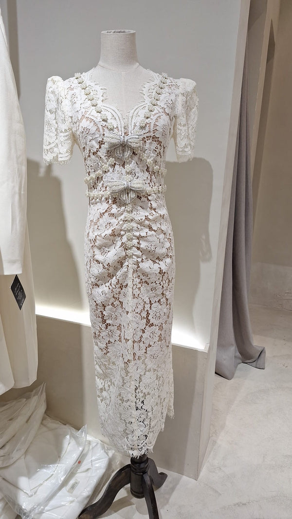 LACE & PEARL