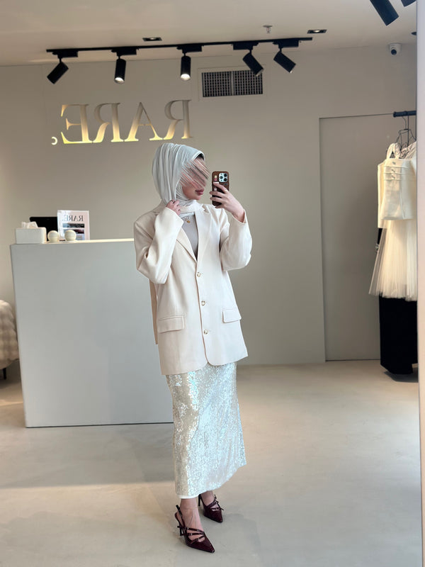 LOOSE BLAZER W/SEQUINS SKIRT SUIT