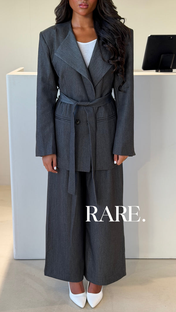 FORMAL TWO PIECE SUIT