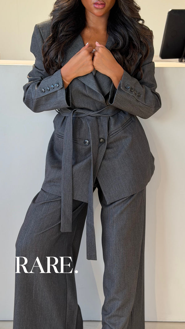 FORMAL TWO PIECE SUIT